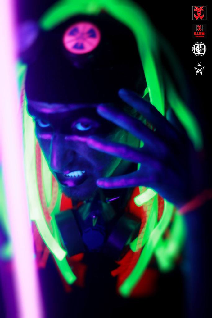 G.L.O.W. — Music Band