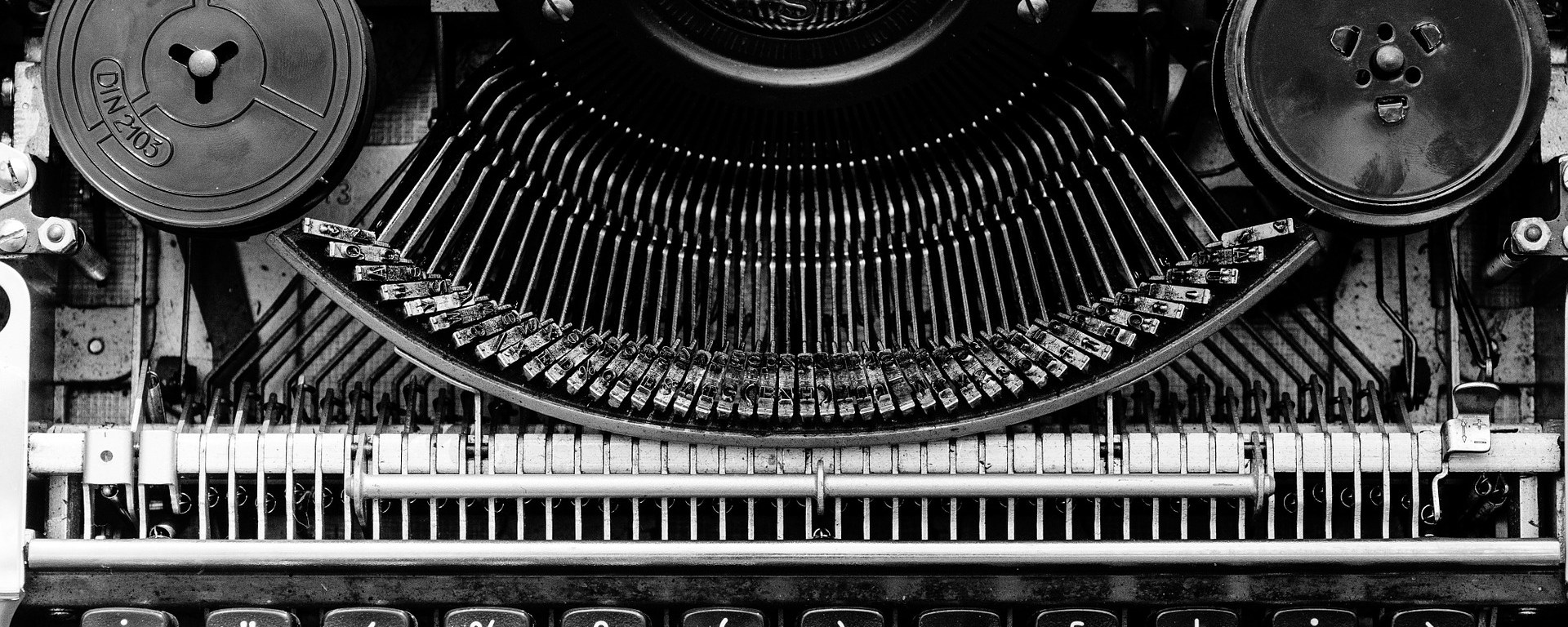 Horror - Antique - Typewriter