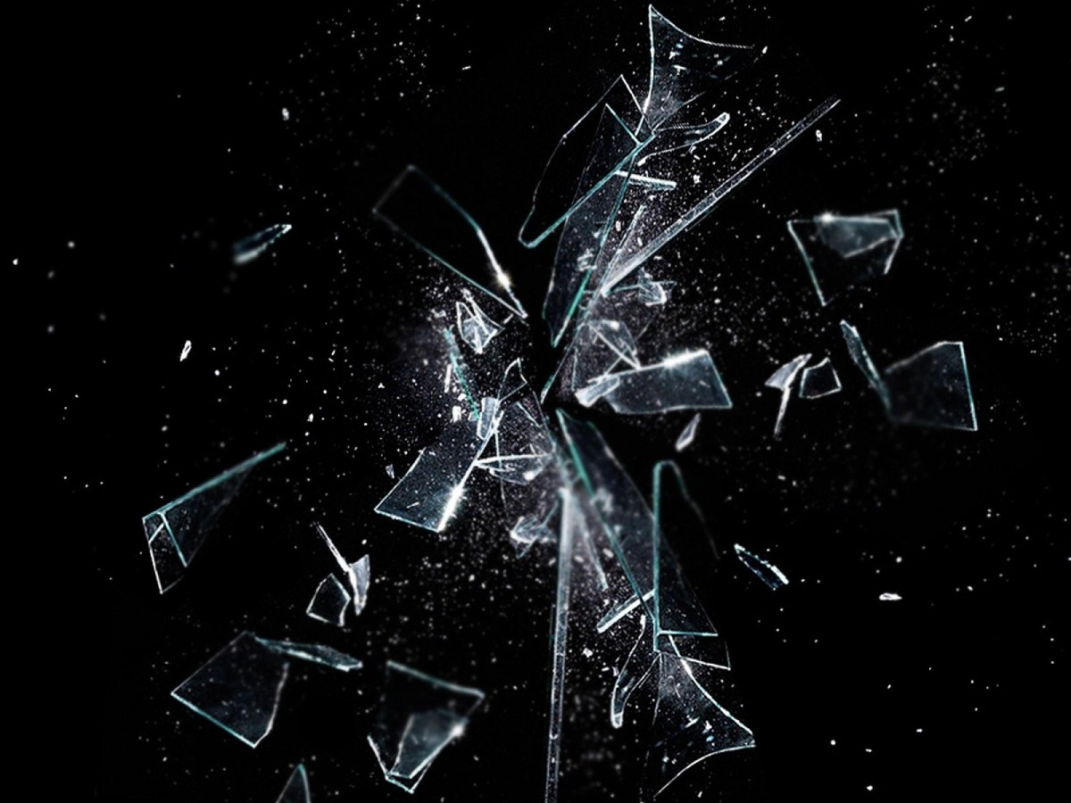 Exploring Spectrophobia: The Paraphilia of Mirrors and the Fear of Reflection