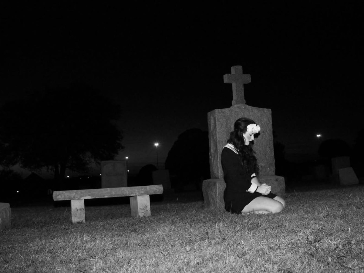 Between Worlds Photography by Kelsey Milsap