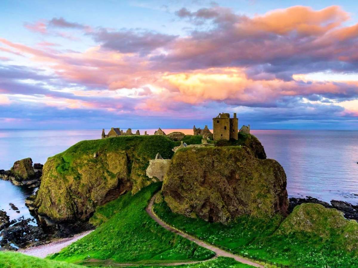Dunnottar Castle: The Dramatic Cliffside Fortress Behind Brave